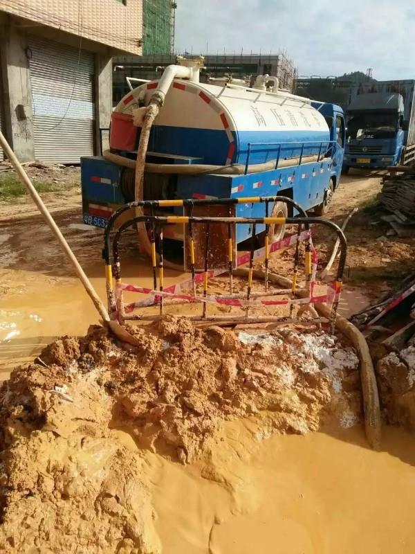 九真镇工地淤泥清淤